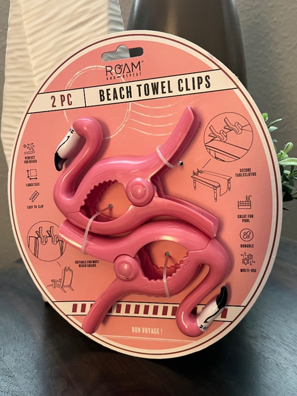 ROAM Pink Flamingo Beach Towel Clips 2pc NWT